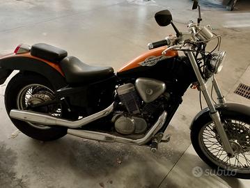 Honda VT 600 Shadow - 1992