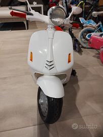 Piaggio Mini Vespa Elettrica per bambini 6V