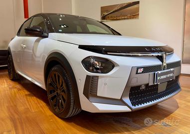 LANCIA Ypsilon Hybrid e-DCT HF Line