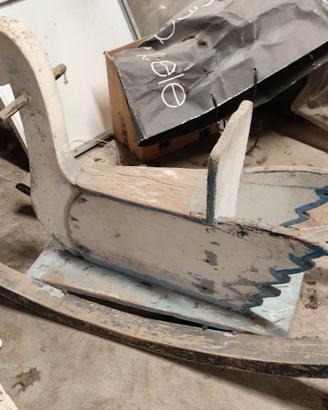 Cigno a dondolo vintage