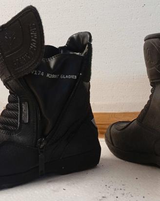 tuta pelle Dainese e accessori moto