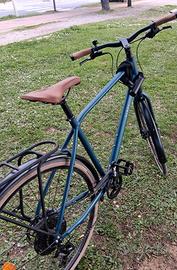 Bicicletta Elops da passaggio