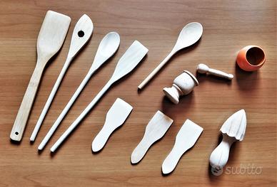 11 Utensili da cucina in legno