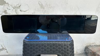 Doppio display da 7.7” Mercedes Classe A