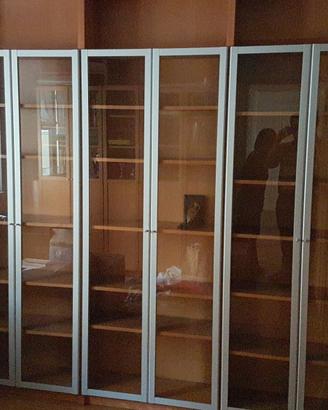 Libreria BILLY IKEA con ante, moduli singoli