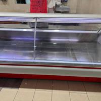 Banco macelleria e frigo verticale