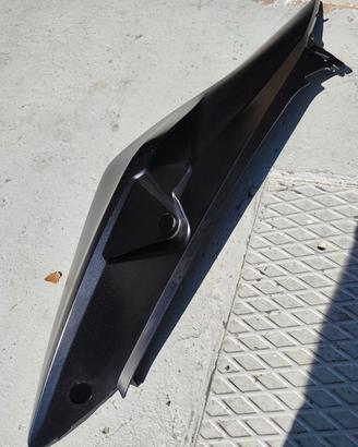 CARENA FIANCO POSTERIORE SINISTRO ORIGINALE KYMCO 