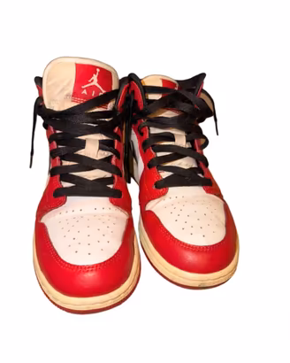 Jordan Air 1 Mid Chicago bianche e rosse