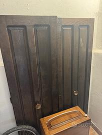 Portoncino restaurato in castagno centenario