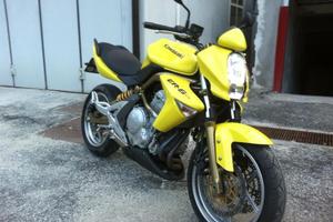 Kawasaki Er 6n