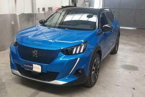 Peugeot 2008 motore elettrico 136 CV GT