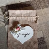 cuori in legno pirografati