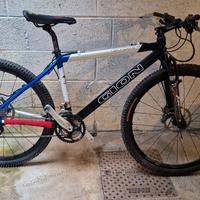 Monutain Bike GION Shimano DEORE XT Freni SDRAM