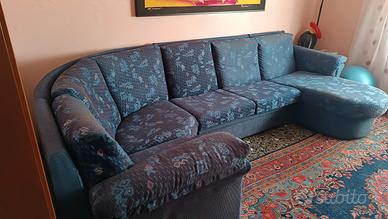 Divano a U con penisola 