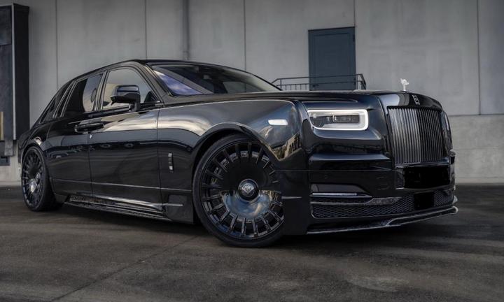 ROLLS-ROYCE Phantom SWB - ONYX SERIES I W12 414