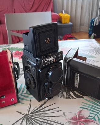 macchina fotografica  Yashica mat 125 G