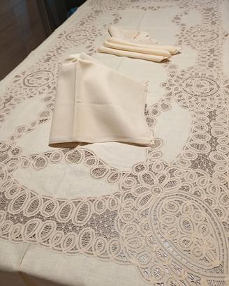tovaglia lino écru e pizzo rinascimento 