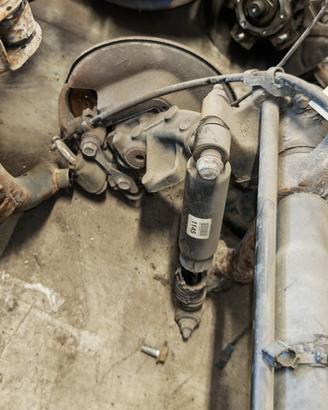 Ponte posteriore PEUGEOT 206 1560cc TDCI del 2005