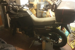 Cagiva 900 i.e. GT totalmente originale