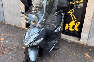 Kymco Agility 150 euro 4 - 2017 - PERMUTE