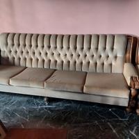 Divano 4 posti + 2 poltrone