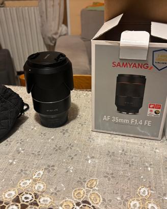 Samyang AF 35mm F1.4 FE – Attacco Sony E