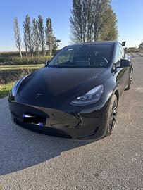Tesla Model Y Standard Range - Nov 2022