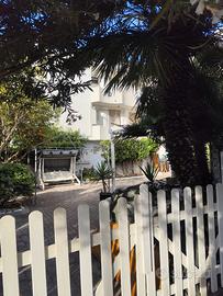 Trilocale con grande giardino a Vasto marina