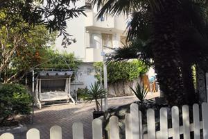 Trilocale con grande giardino a Vasto marina