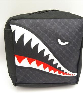 Pochette astuccio bocca di squalo Shark zaino