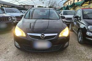 Opel Astra 1.7 CDTI 125CV 5p Cosmo 2012 USATO