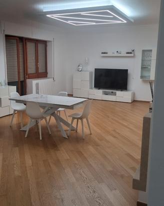Grazioso appartamento a Rocca Imperiale Marina