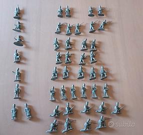 45 soldatini Airfix granatieri francesi 1815