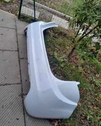 paraurti posteriore kia venga