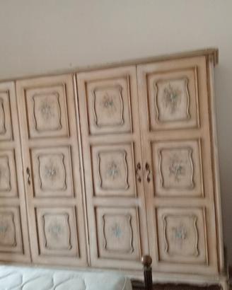 Armadio stile veneziano 