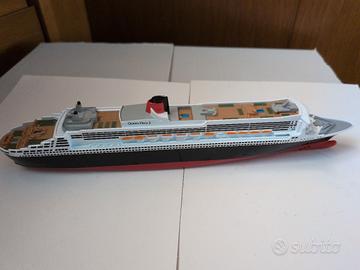 Modellino Queen Mary 2