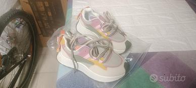 scarpe da donna nuove , mai indossate