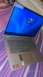 Lenovo PC Touch Screen Portatile Tastiera  Latina