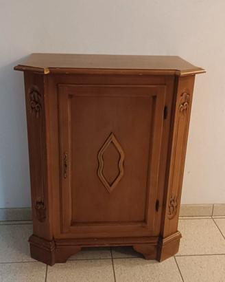 Mobile in legno 