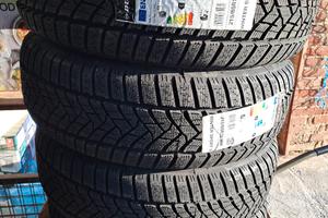 Gomme Dunlop invernali 215/65 r16