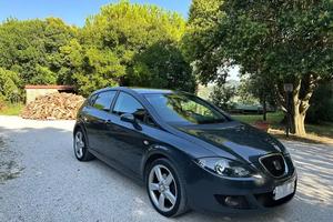 SEAT Leon 2.0 TDI 140 CV DSG Style/ Stylance