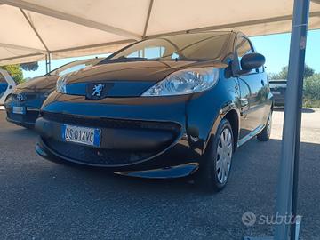 Peugeot 107 1.0 Aut Ok Neo Gar Rate