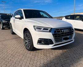 Audi Q5 S-Line Plus