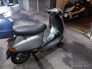Vespa 50 et4 ricambi
