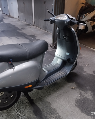 Vespa 50 et4 ricambi