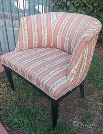 Poltroncina d’epoca Vintage stile classico