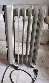 Termosifone elettrico a olio De Longhi