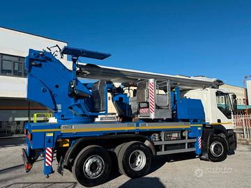 Piattaforma aerea Oil&Steel Eagle 3526