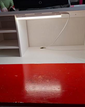 Scrivania ikea 