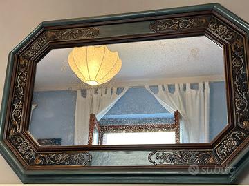 Specchio decorato verde